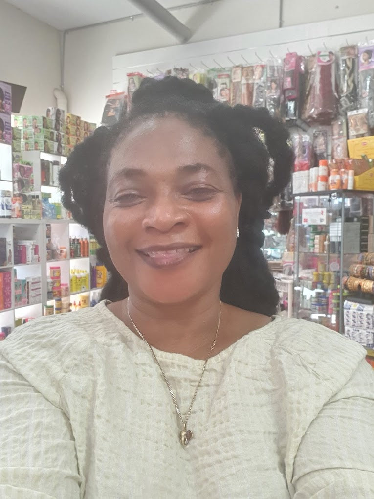 Selina - Founder of Ammama African Shop